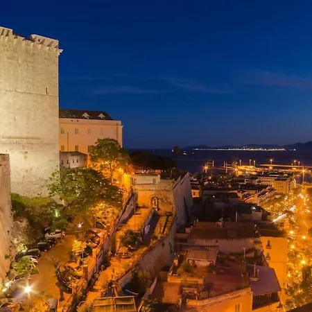 Exma Luxury Apart Cagliari Center Reserved Parking Exterior photo