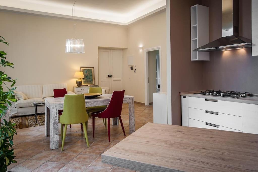 Exma Luxury Center Reserved Parking * Cagliari